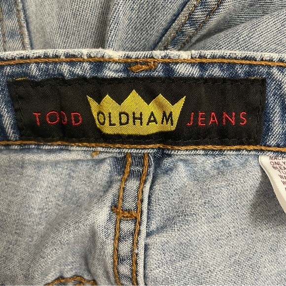 Vintage Todd Oldham Y2K Relaxed Fit Light Wash Straight Leg Jeans Womens Size 31 - Picture 9 of 13